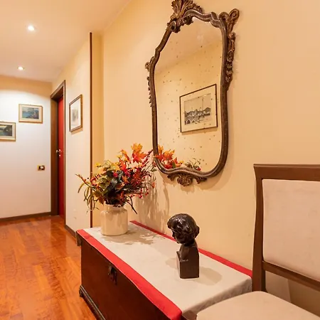 Flower - Royal Welcome Verona