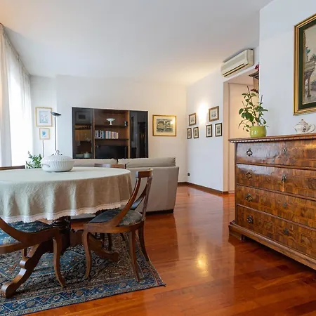 Flower - Royal Welcome *