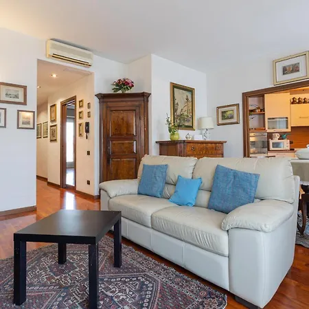 Flower - Royal Welcome Apartment Verona