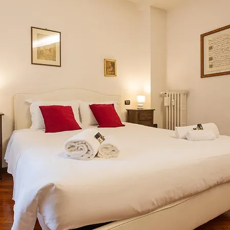 Apartment Flower - Royal Welcome Verona